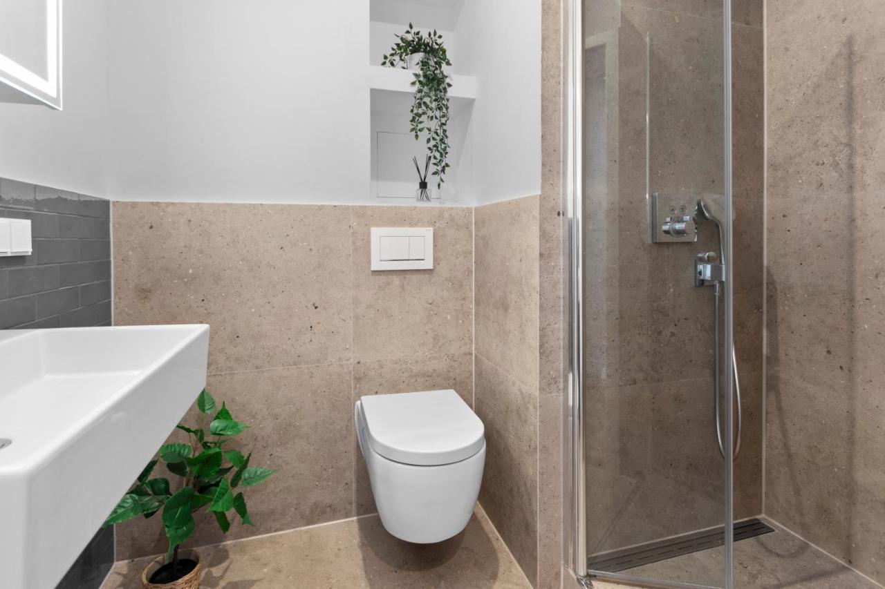 Flatista Homes - Hirschgarten Apartment